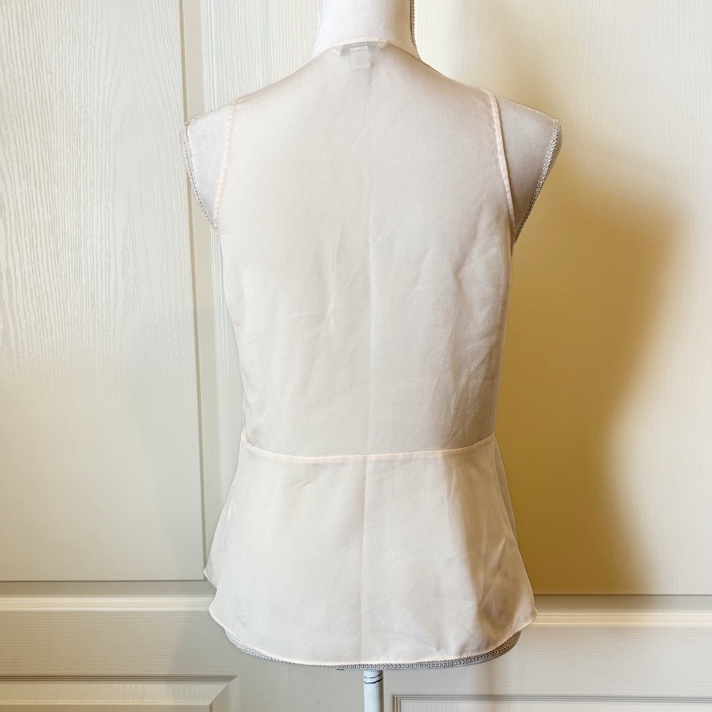 Banana Republic Sleeveless Peplum Ivory Shell Top Woman’s 4P - Picture 5 of 10